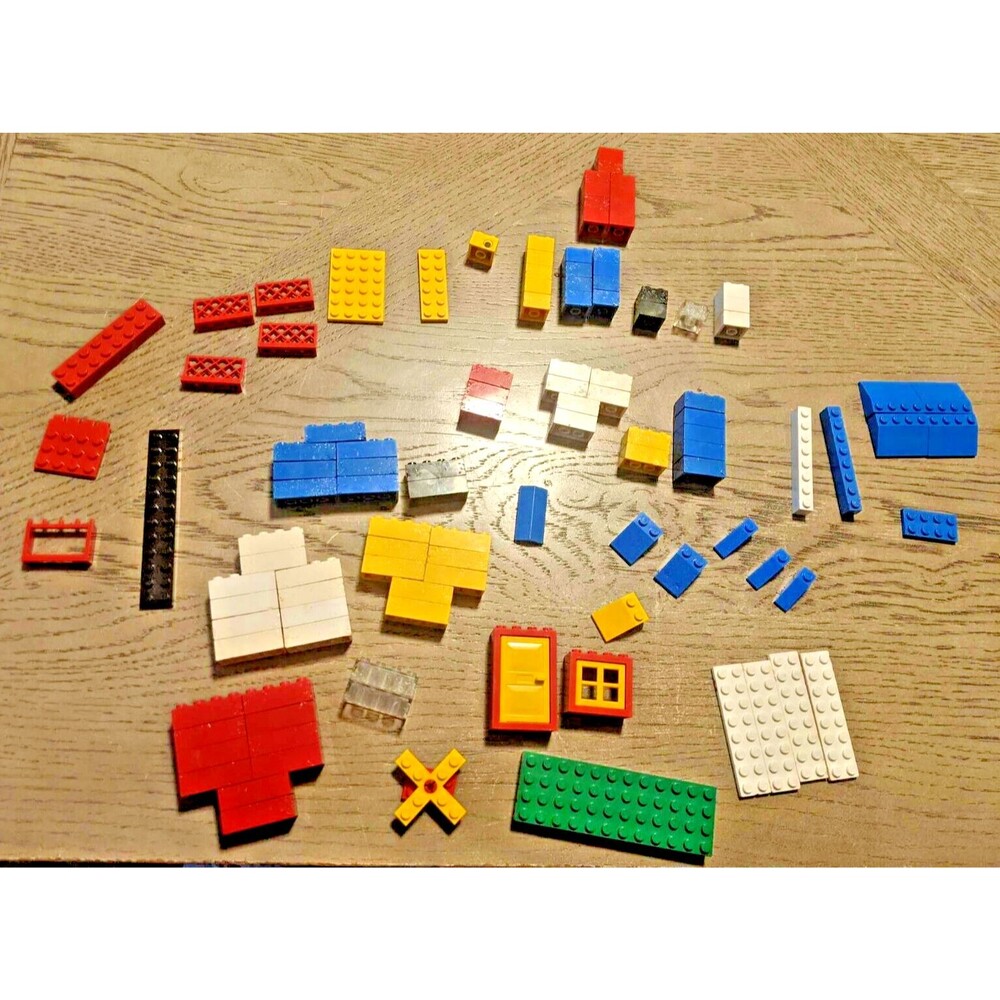 Lot Of 120 Vintage LEGOS BLOCKS  Including Vehicle Roof Hinge, etc